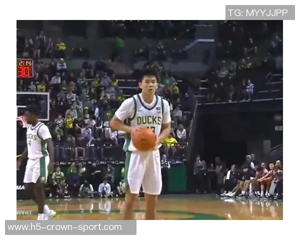 林葳赞叹俄勒冈大学体育馆设施完备堪比NBA赛事体验